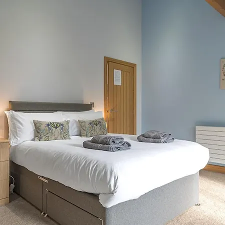 District Luxury Hideaway - Lambhowe *