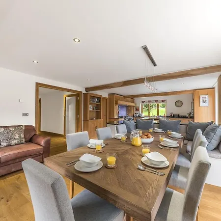 Semesterbostad District Luxury Hideaway - Lambhowe *
