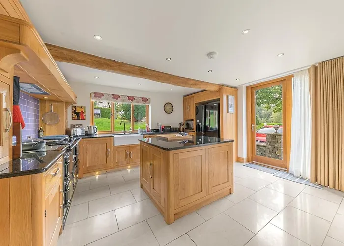 District Luxury Hideaway - Lambhowe