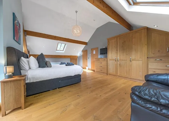 District Luxury Hideaway - Lambhowe *