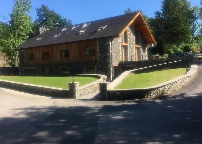 District Luxury Hideaway - Lambhowe Casa de Férias *