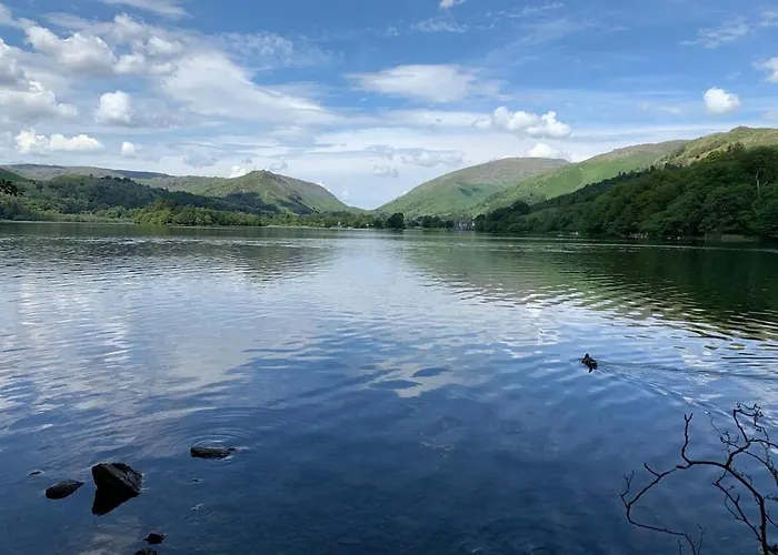 District Luxury Hideaway - Lambhowe