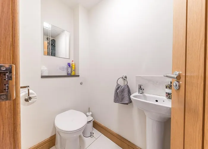 District Luxury Hideaway - Lambhowe *