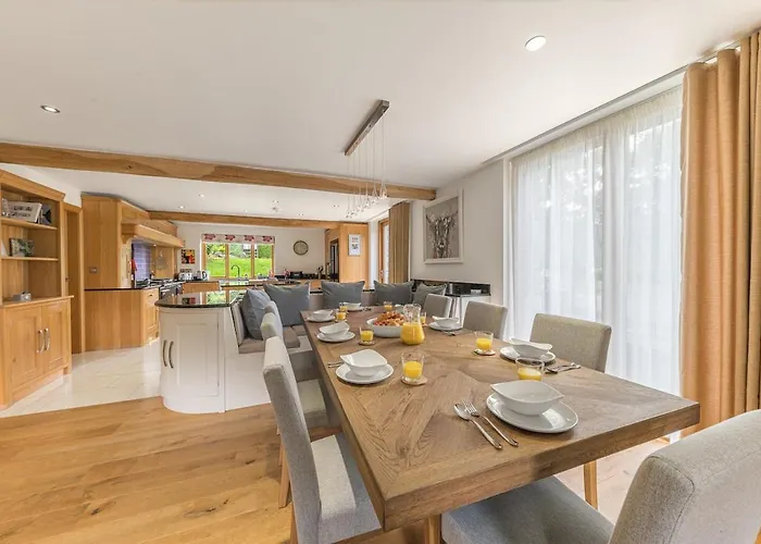 District Luxury Hideaway - Lambhowe Casa de Férias